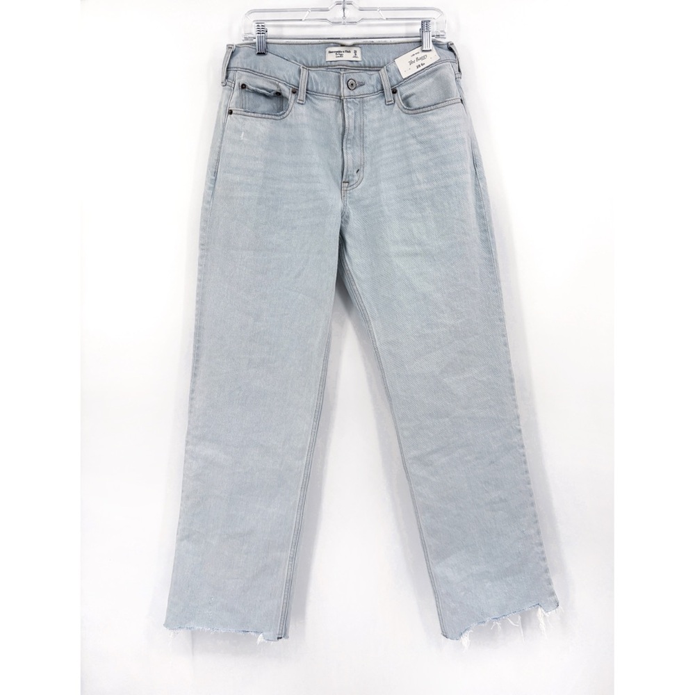 ABERCROMBIE The Baggy Low Rise Jean in Light Blue 28/6R - Picture 6 of 12